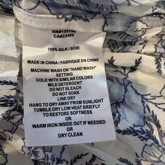 Go by GoSilk Floral Blouse XS - Picture 4 of 4